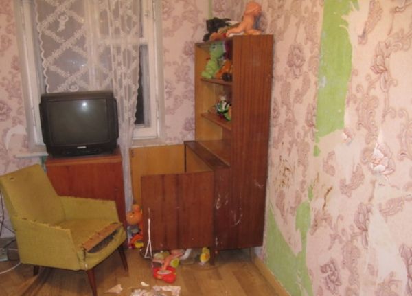 В Киеве мать на девять дней оставила малолетних детей одних: ребенок умер. Фото