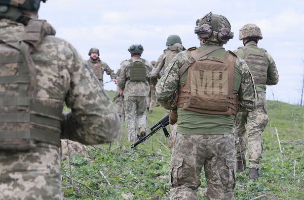 Спростування журналістом Юрієм Бутусовим даних про місячні втрати ЗСУ у 27 тисяч осіб